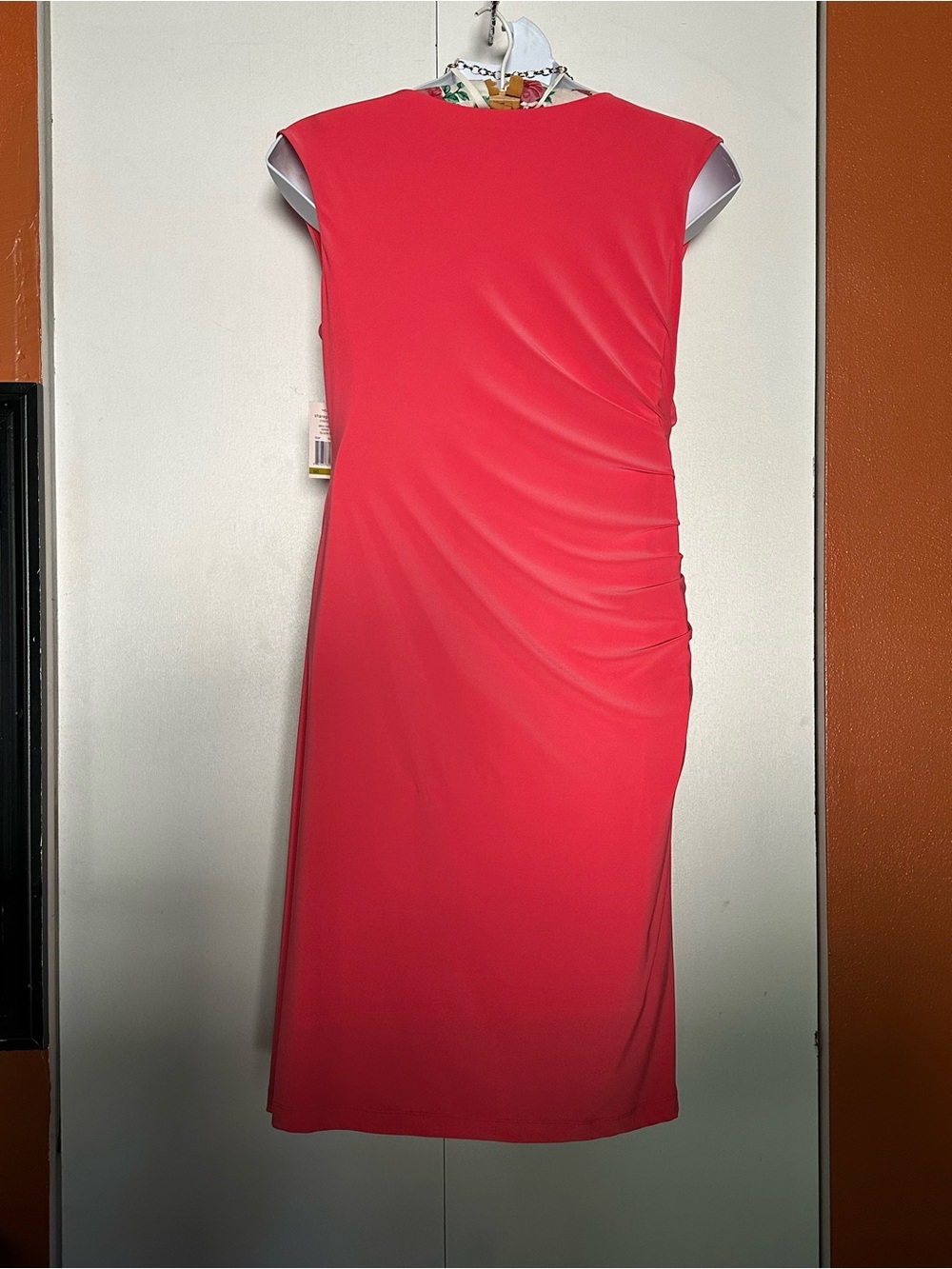 Sexy Papaya Color Dress - Picture 3 of 4